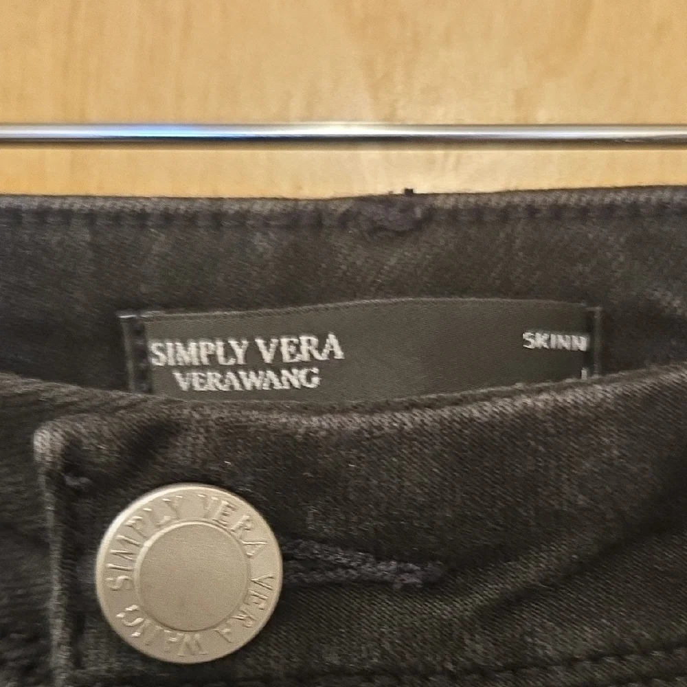 Simply Vera Vera Wang Black Skinny Jeans - Picture 2 of 6